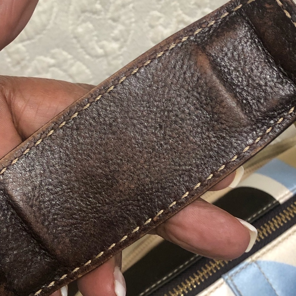 Mini Coach purse - Picture 7 of 8